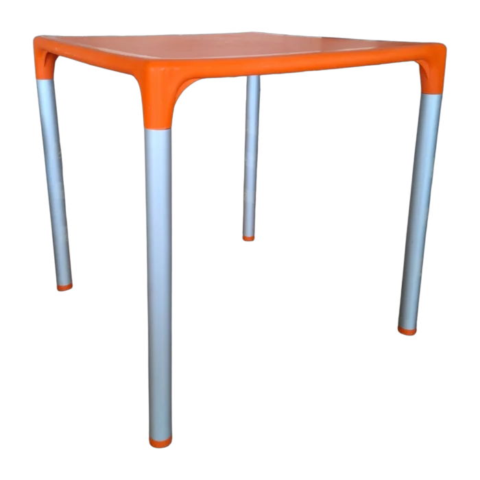 ELITE PLASTIC TABLE WITH ALUMINIUM LEGS 70X70CM